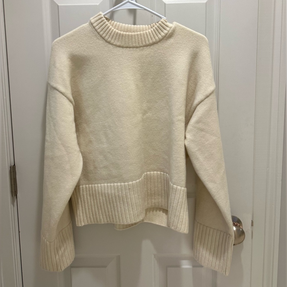H&M Cream Crew Neck Sweater